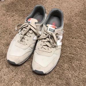 New Balance 696 shoes